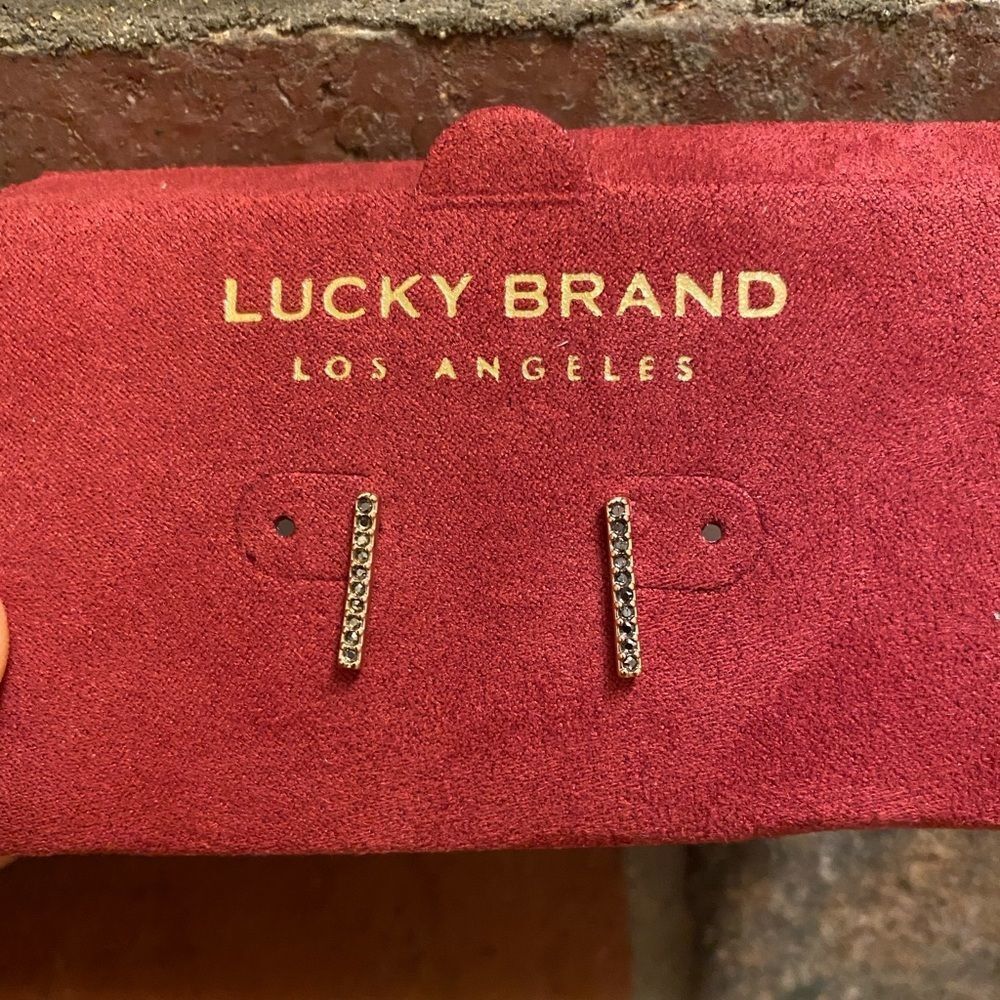 LUCKY‎ Brand gold and slate colored crystal post earrings